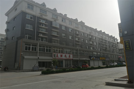 金屋小区南区，97m2套三带附房，好楼层全明户型！